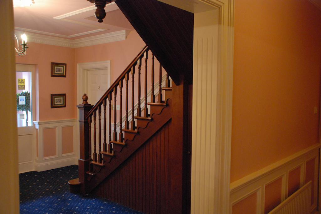 Lemongrove House Bed & Breakfast เอนนิสคอร์ธี ภายนอก รูปภาพ