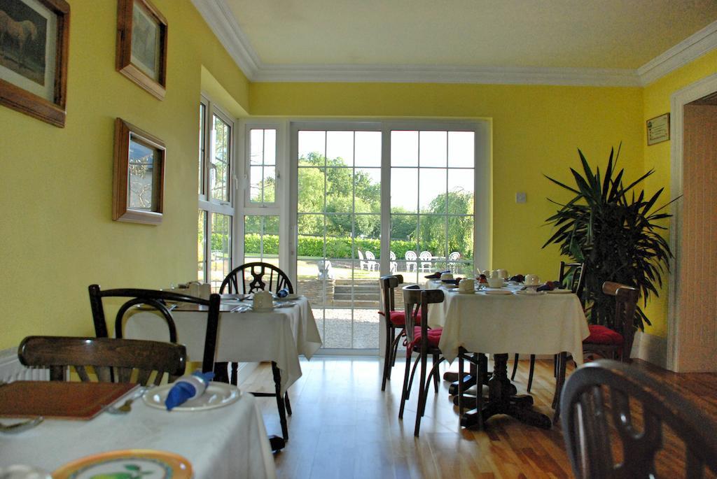 Lemongrove House Bed & Breakfast เอนนิสคอร์ธี ภายนอก รูปภาพ